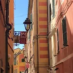 5 Stelle Nel Borgo Di Celle Ligure