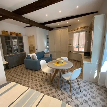 5 Stelle Nel Borgo Di * Celle Ligure