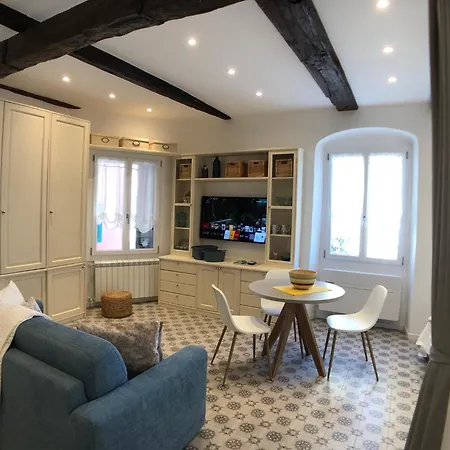 5 Stelle Nel Borgo Di * 塞勒里古