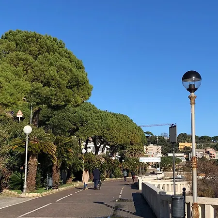 5 Stelle Nel Borgo Di * Celle Ligure