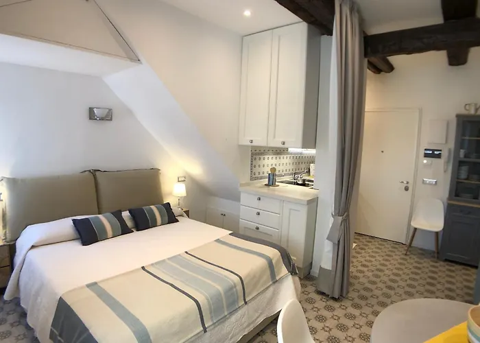 5 Stelle Nel Borgo Di アパート *